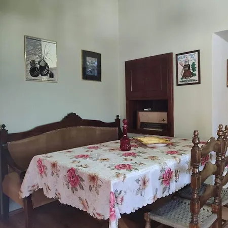 Arxontiko Avli Sigara -- Terrace -- 10 Min Drive To Andros Town Feriehus
